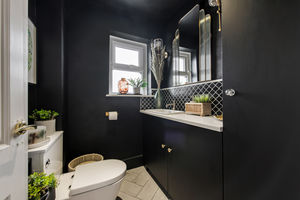 WC- click for photo gallery